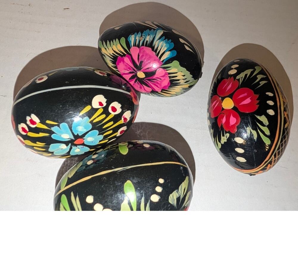4 Vtg Authentic Ukrainian USSR Hand Painted Easter Eggs Petrykivka Pysanky Black
